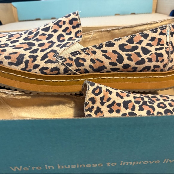 Toms Shoes - Toms Leopard Print Flats
